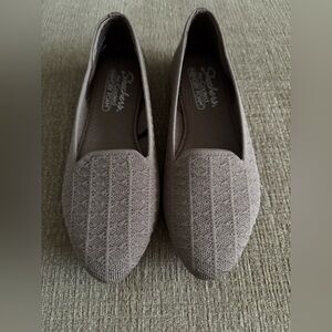 Skechers Women's Cleo 2.0 Slip OnTaupe Ballet Flats.